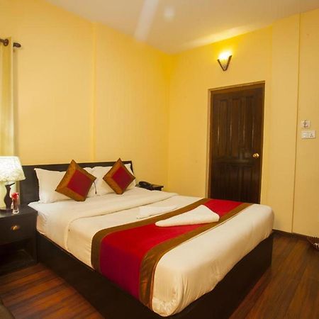 Hotel Ambe Inn By Ambience Delhi Igi Airport นิวเดลี ภายนอก รูปภาพ
