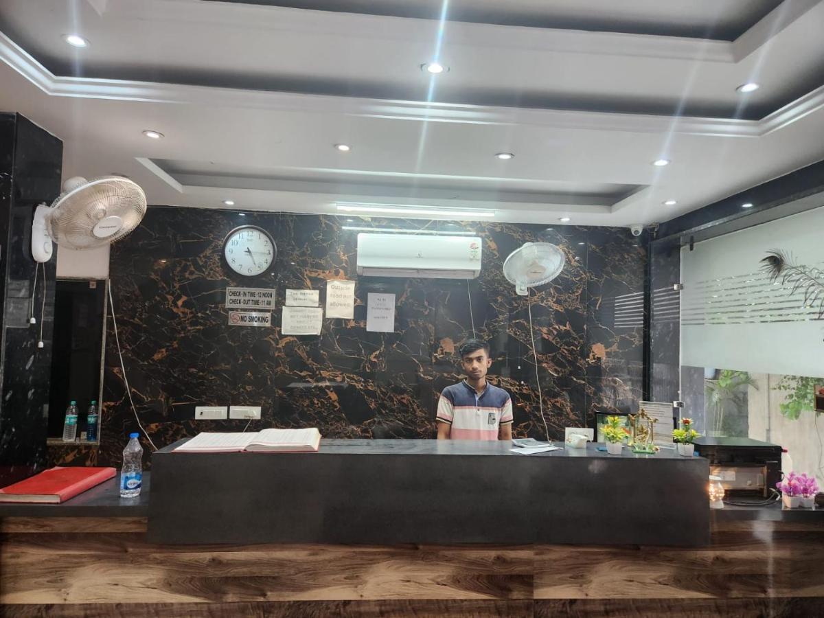 Hotel Ambe Inn By Ambience Delhi Igi Airport นิวเดลี ภายนอก รูปภาพ